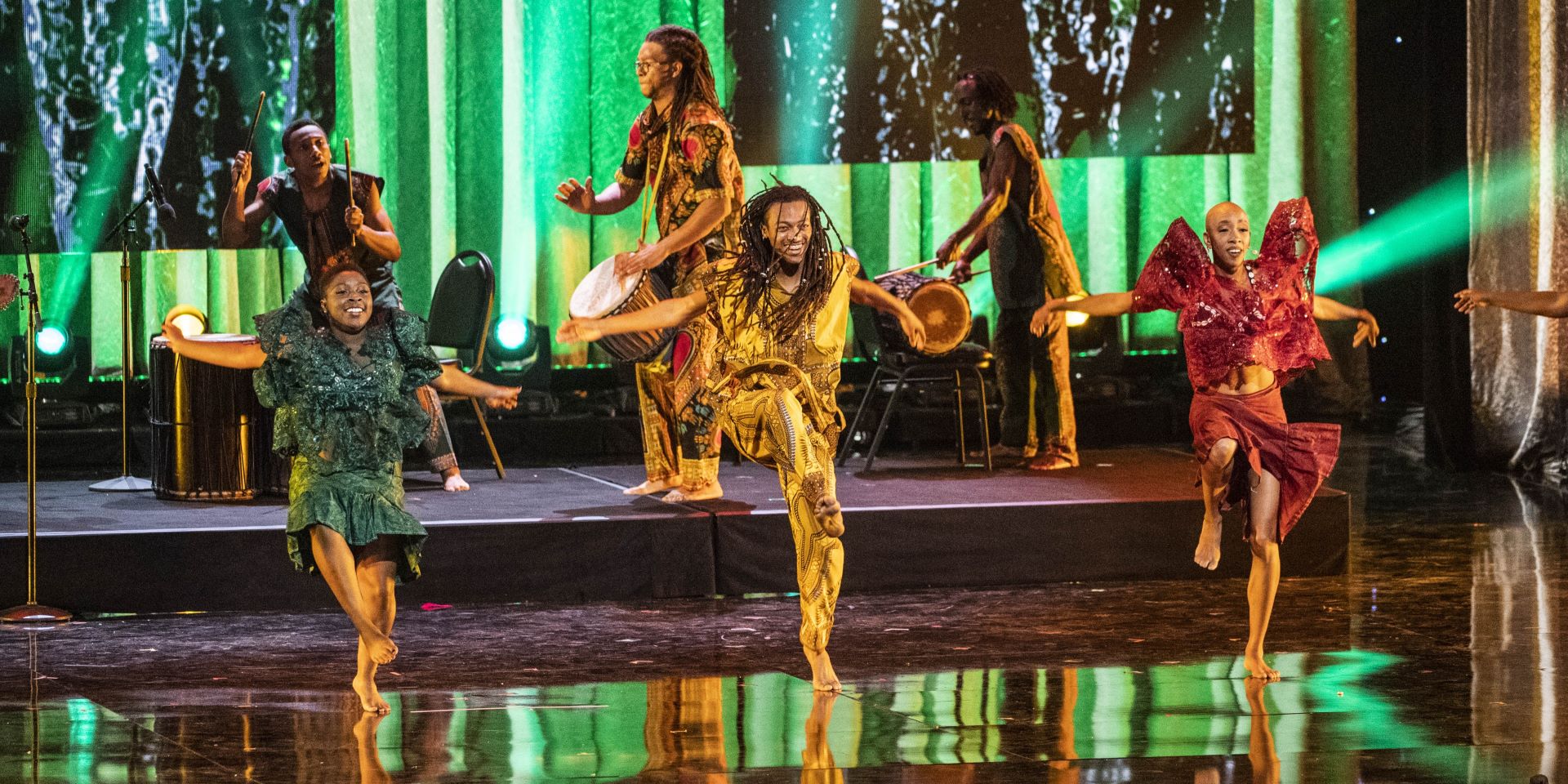 Dance in the Spotlight at the 66th Annual L.A. County Holiday Celebration — article image from L.A. Dance Chronicle